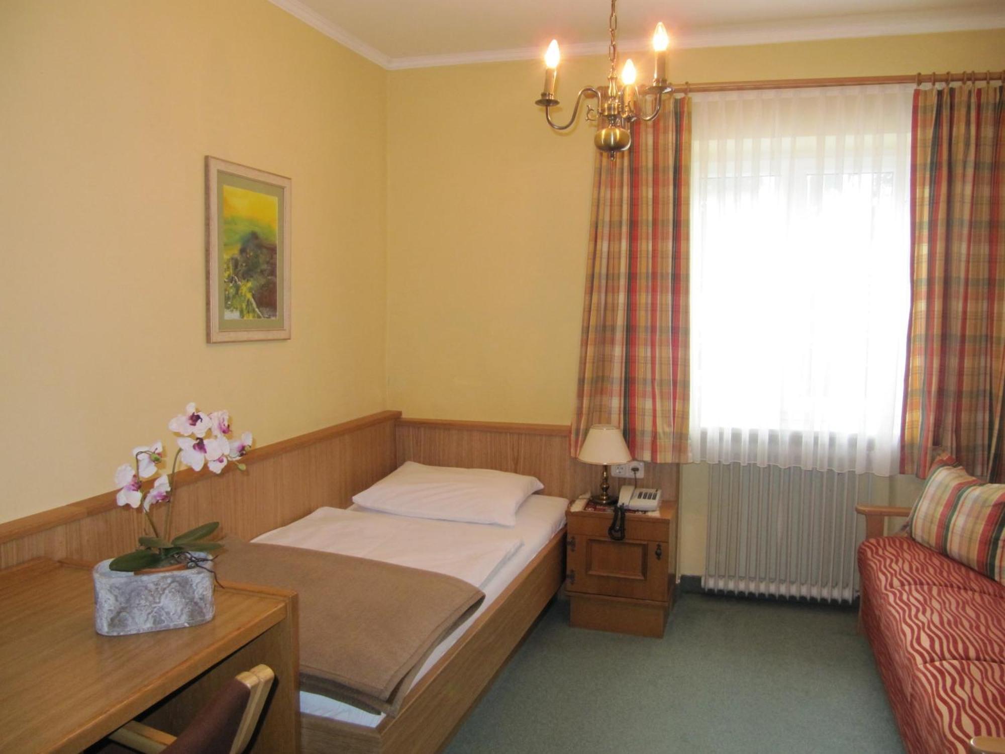 Goldener Ochs Bed & Breakfast โกลลิง อันแดร์ ซัลซาค ภายนอก รูปภาพ
